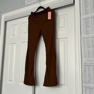 Brand new soft, comfortable flare plants.
